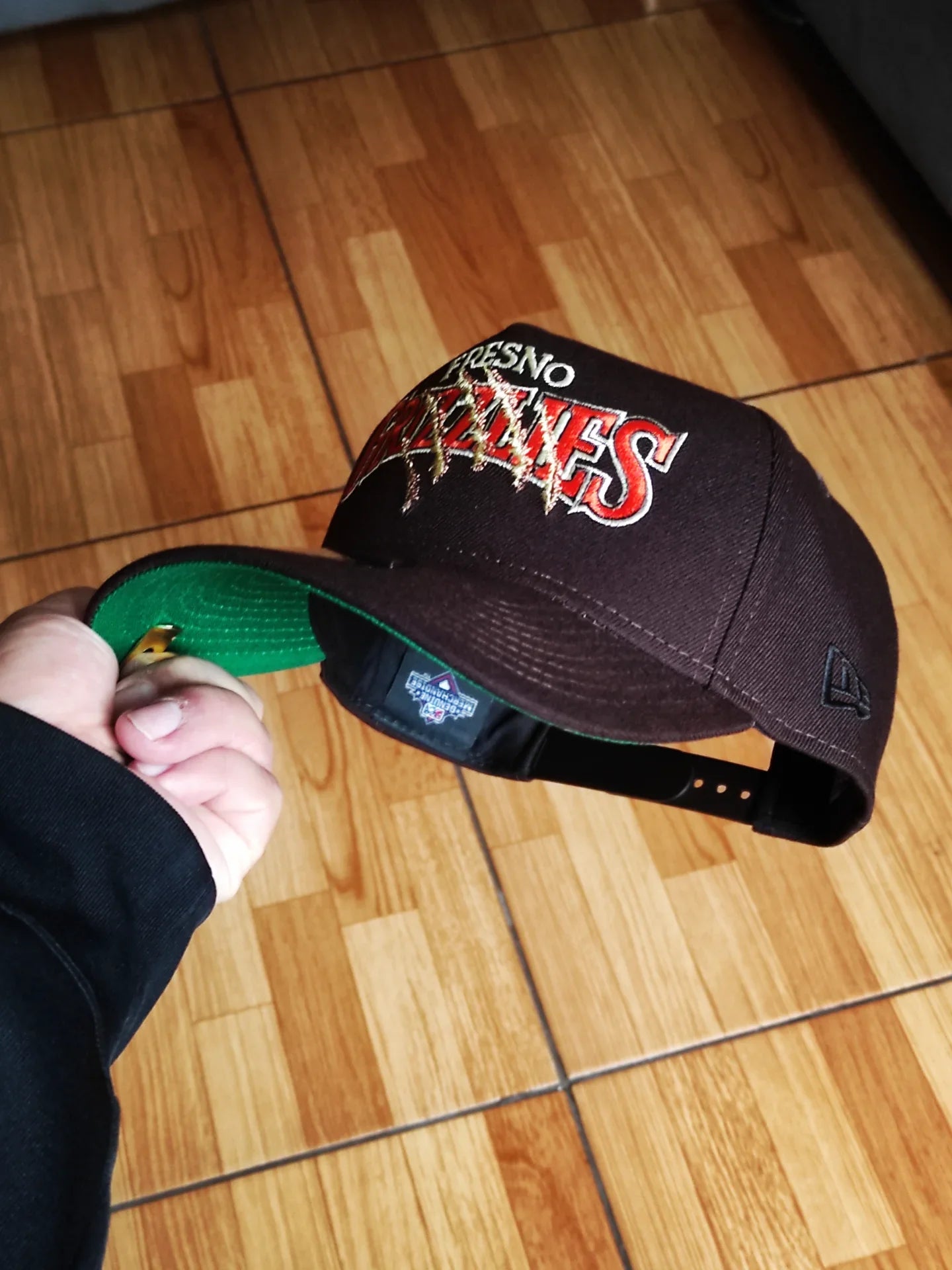 New Era Gorra de broche ajustable 9Forty A Frame Fresno Grizzlies Burnt Wood