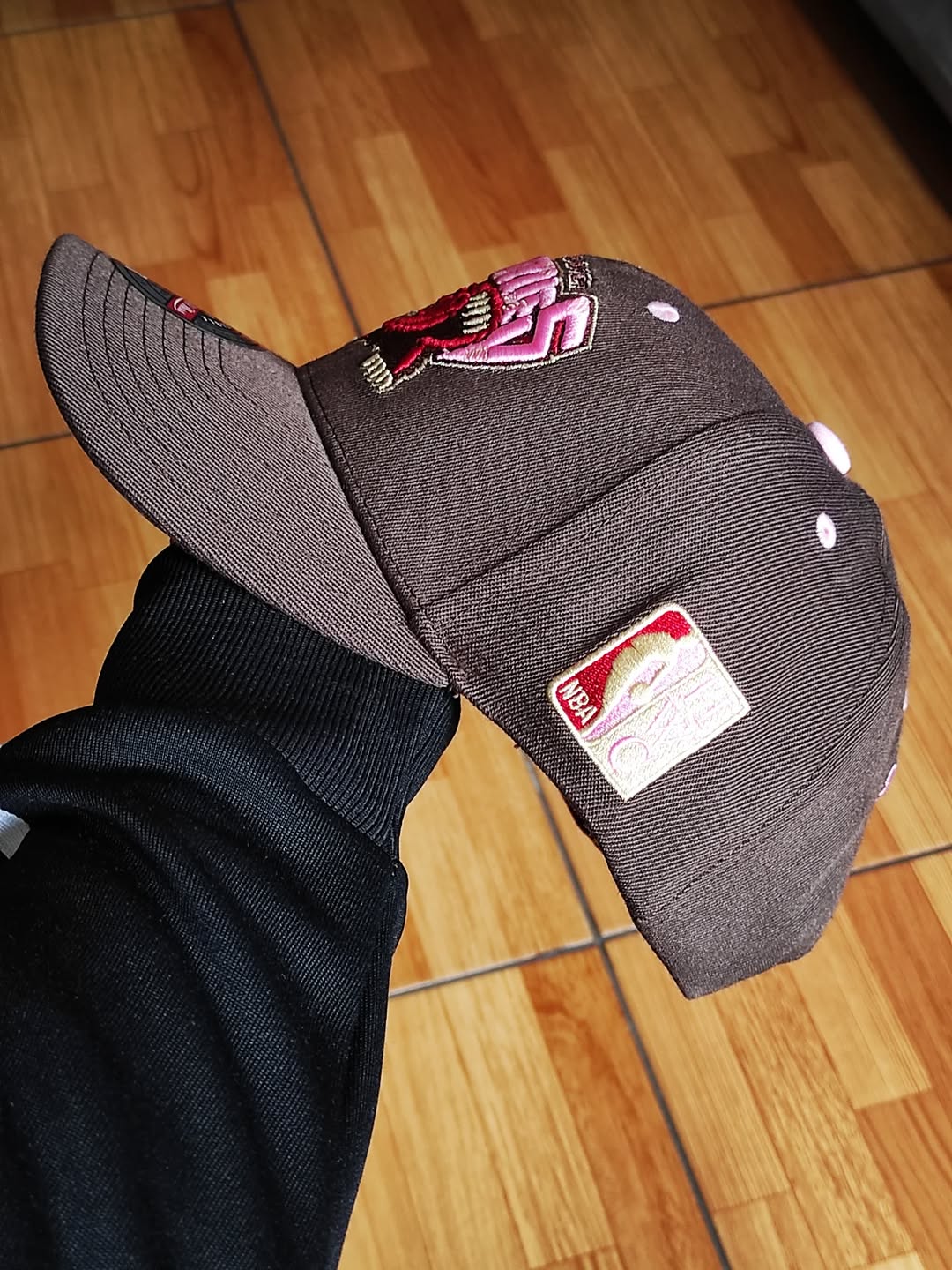 Mitchell & Ness Vancouver Grizzlies Hardwood Classic Brown Sugar Edition Snapback Hat