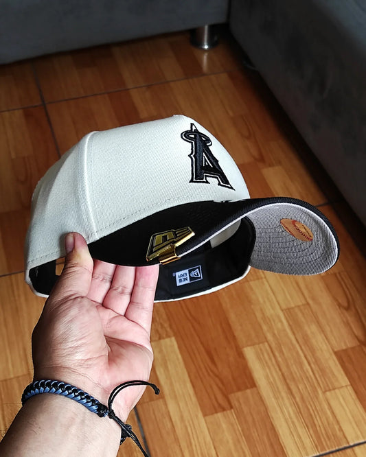 Gorra Snapback 9Forty A-Frame New Era Anaheim Angels Chrome Black 2 Tonos
