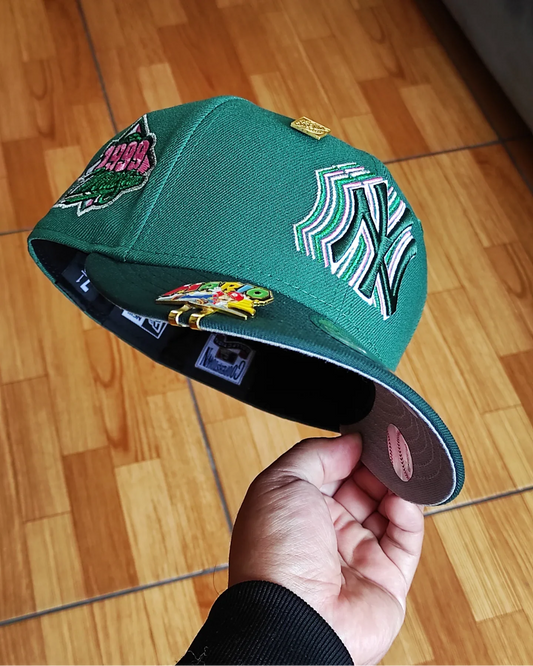 Gorra ajustada New Era New York Yankees con diseño de cascada de la Serie Mundial de 1999 de dos tonos 59FIFTY