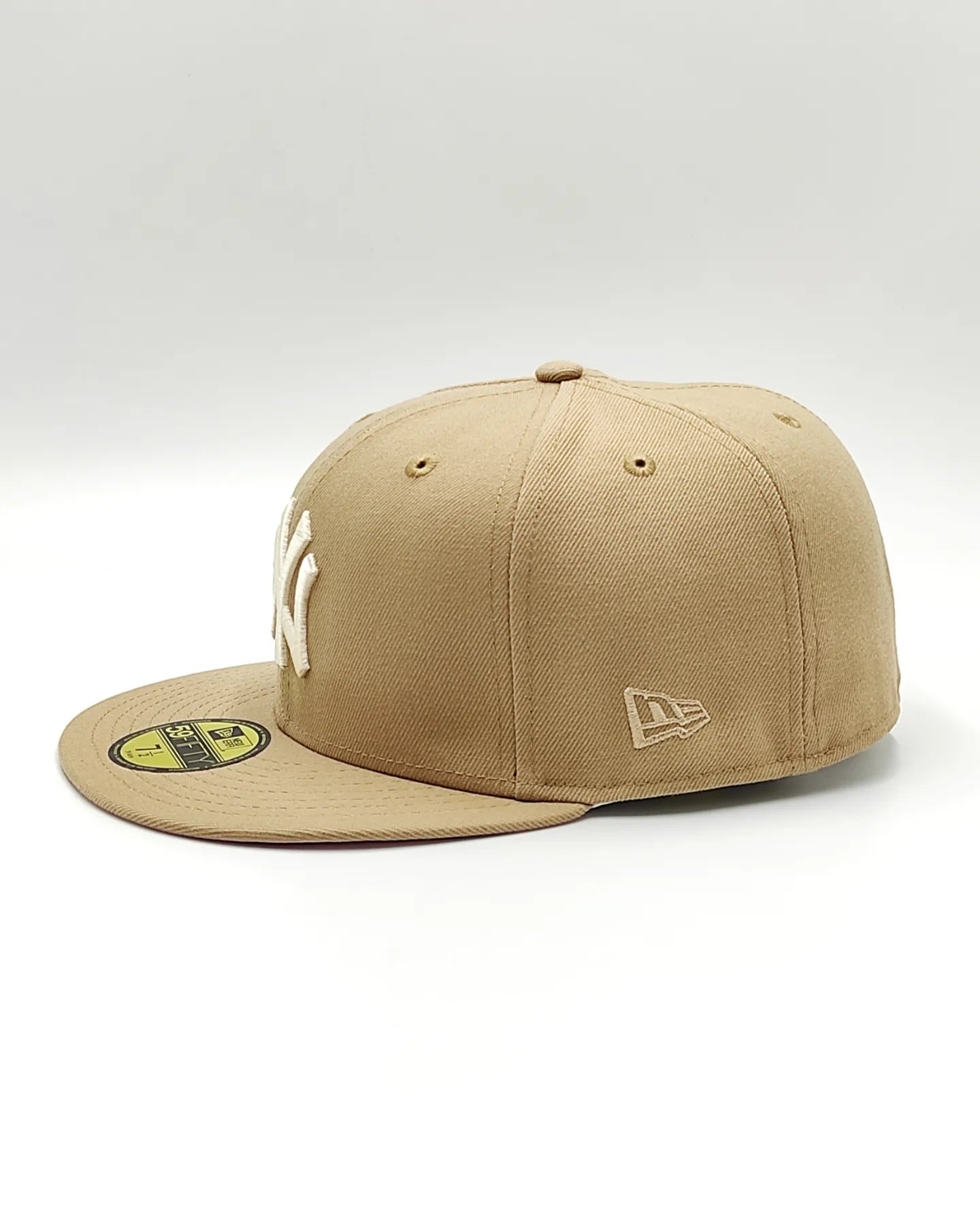 New Era gorra 59fifty New York Yankees World Series 1999 edición camel