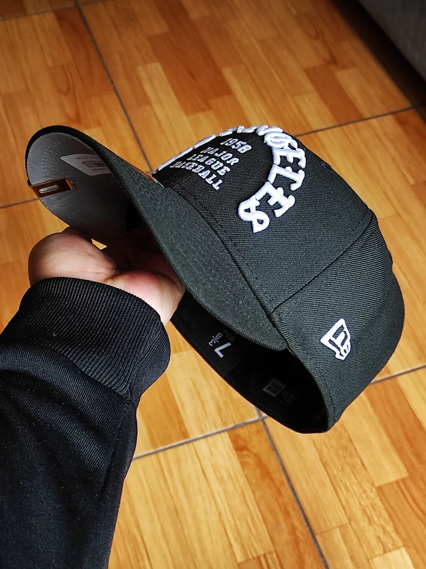 New Era Los Angeles Dodgers CALAVERA 💀 Edición Cromo Negro 59fifty ajustada