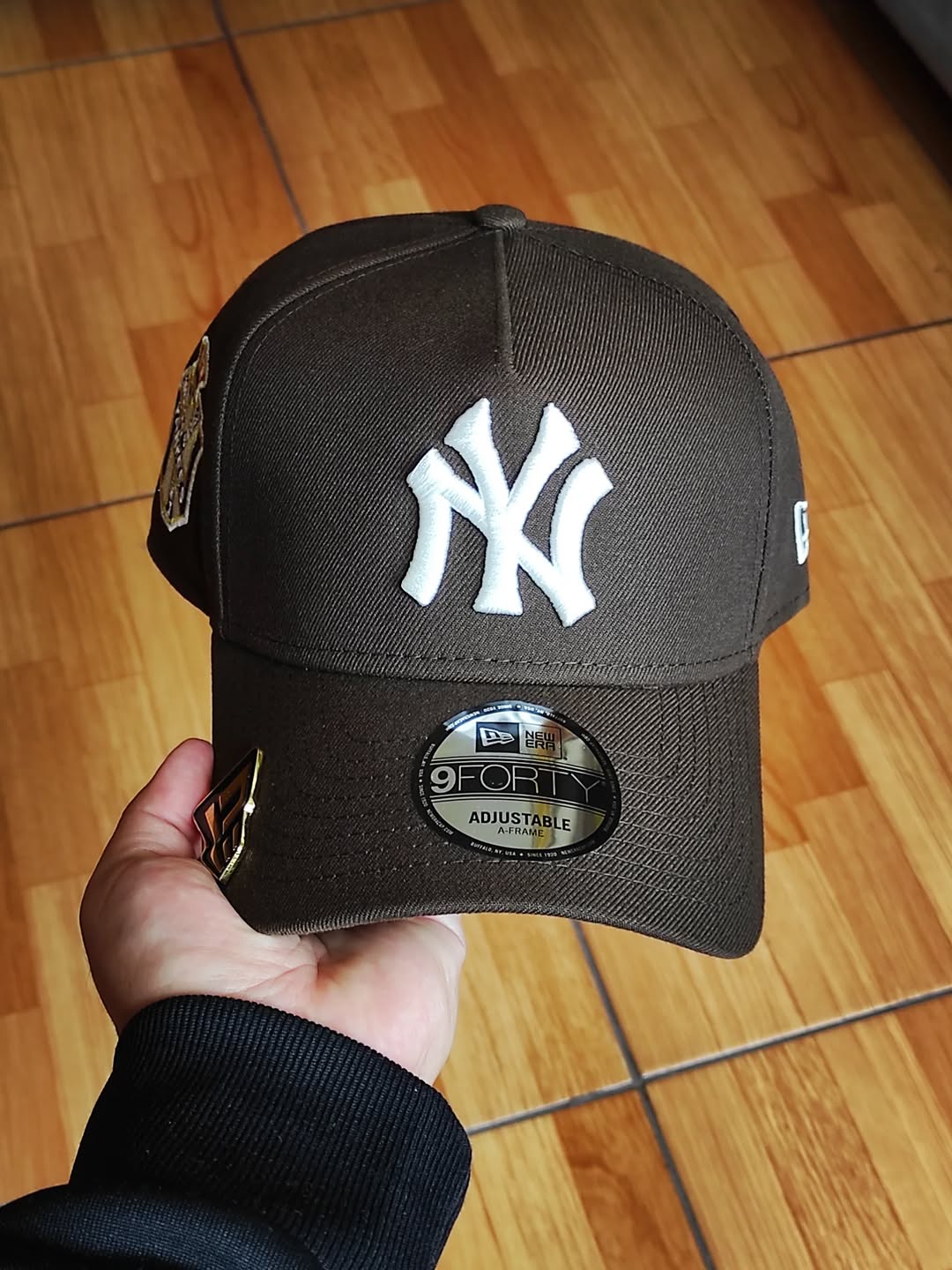 Gorra New Era New York Yankees Edición Nuez Serie Mundial 1951 9Forty A Frame Snapback