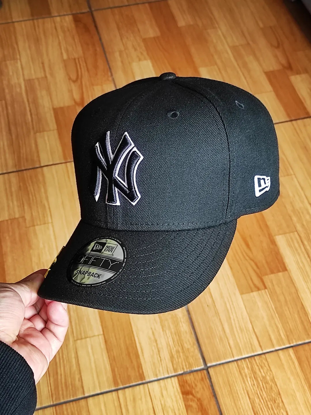 Gorra New Era New York World Series negra rosa 9FIFTY snapback
