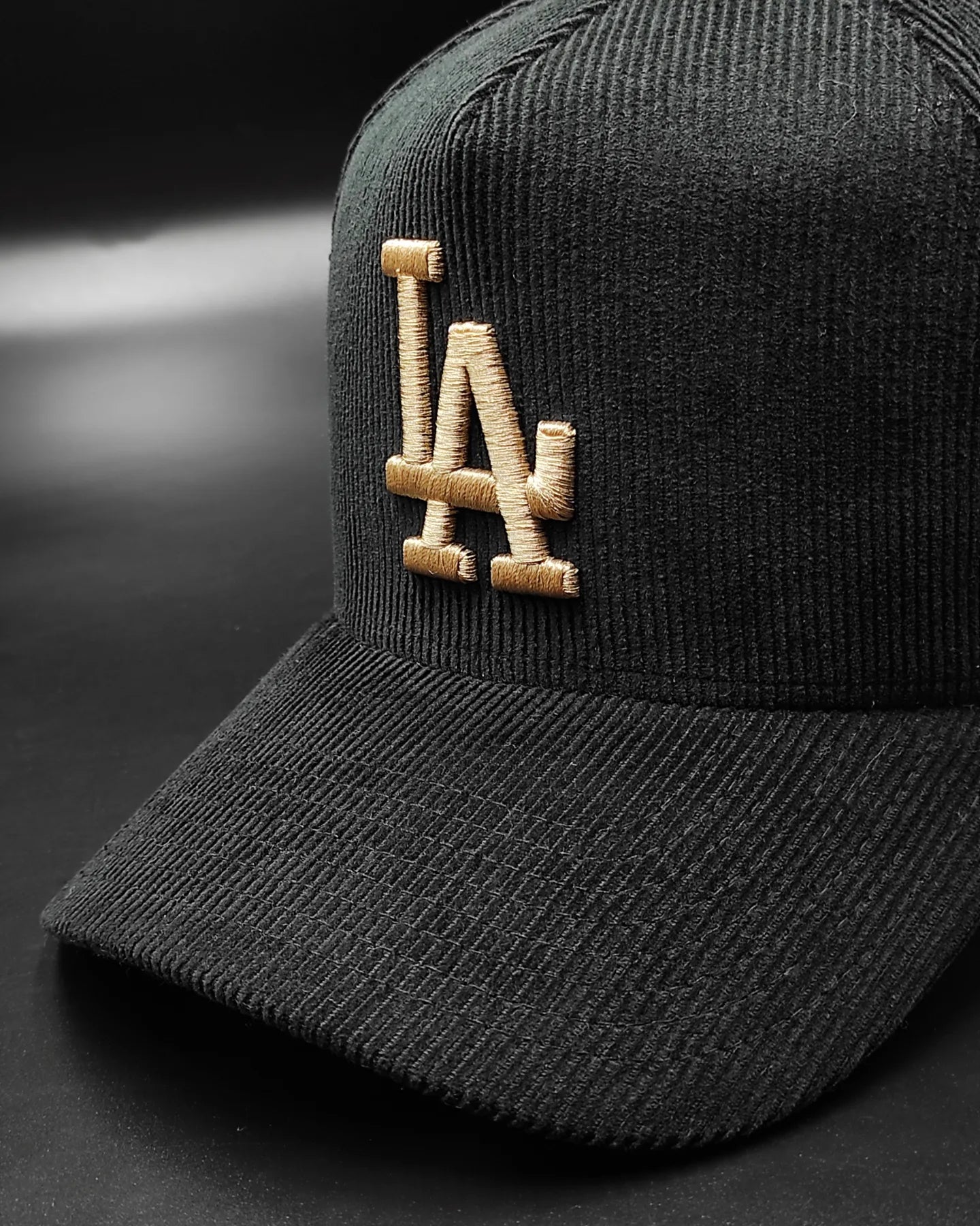 Gorra ajustable 9 Forty A-FRAME de pana negra "Corduroy Black" de los New Era Los Angeles Dodgers