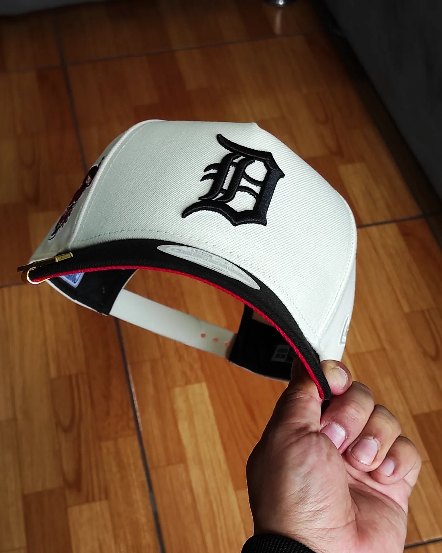 Gorra New Era Detroit Tigers Chrome Black 2 Tone 2000 Stadium 9Forty A-Frame Snapback