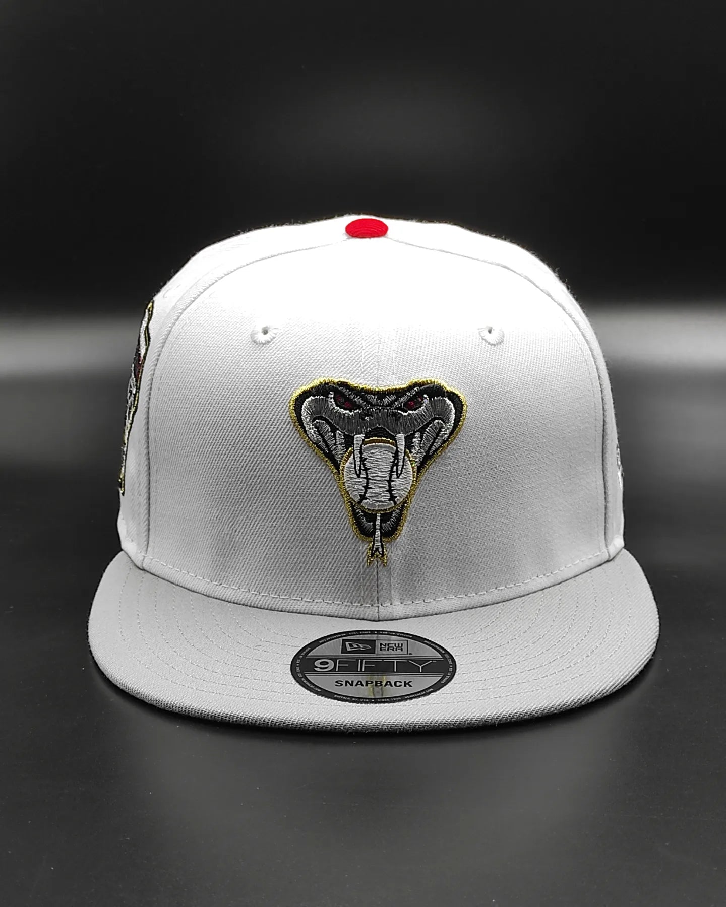 New Era Arizona Diamondbacks 1998 New Era 9Fifty Snapback blanco, rojo, plomo