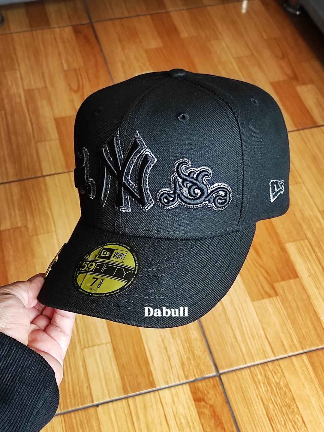 NEW ERA NEW YORK YANKEES WORLD SERIES 1999 NEGRA METÁLICA 59FIFTY