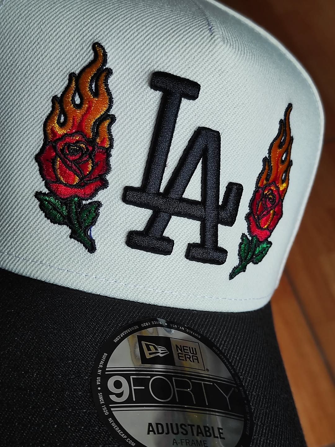 New Era Los Angeles Dodgers Campeones Serie Mundial 2025 Fire Rose Black Prime Edition 9Forty A Frame Snapback