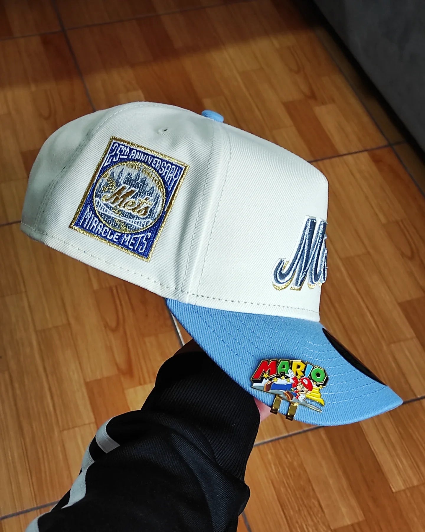 New Era New York Mets 25th Anniversary Chrome Gold Edition A Frame 9Forty Snapback Hat