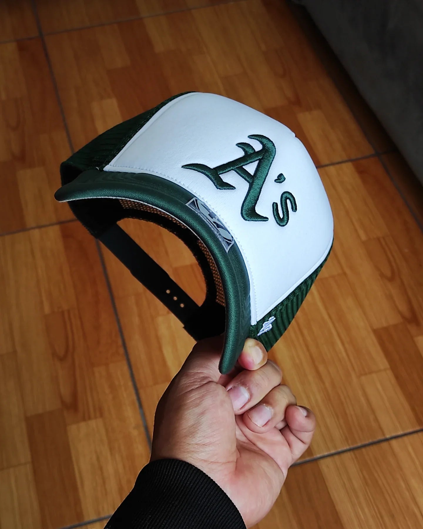 Gorra trucker de espuma Oakland Athletic de 47Brand con cierre a presión