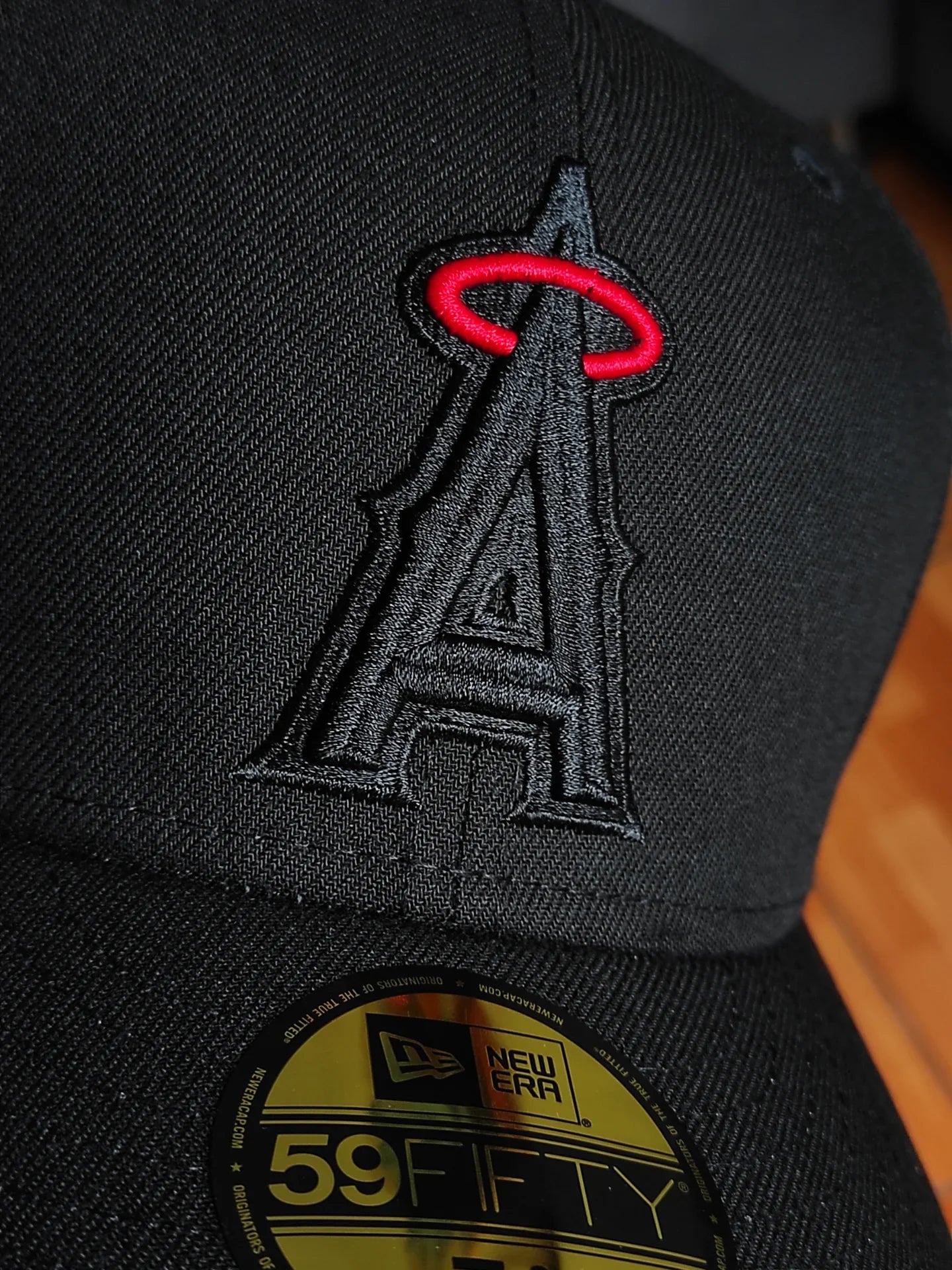 Gorra New Era Anaheim Angels 50th Anniversary Blackout Red Edition 59Fifty Fitted