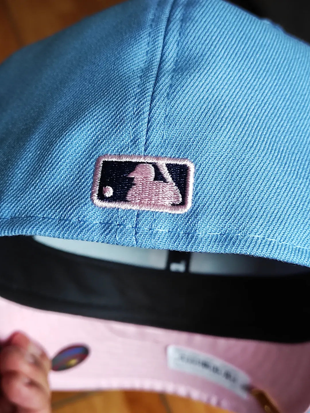 New Era Los Angeles Dodgers campeones serie mundial 2024 rosa cielo 59fifty