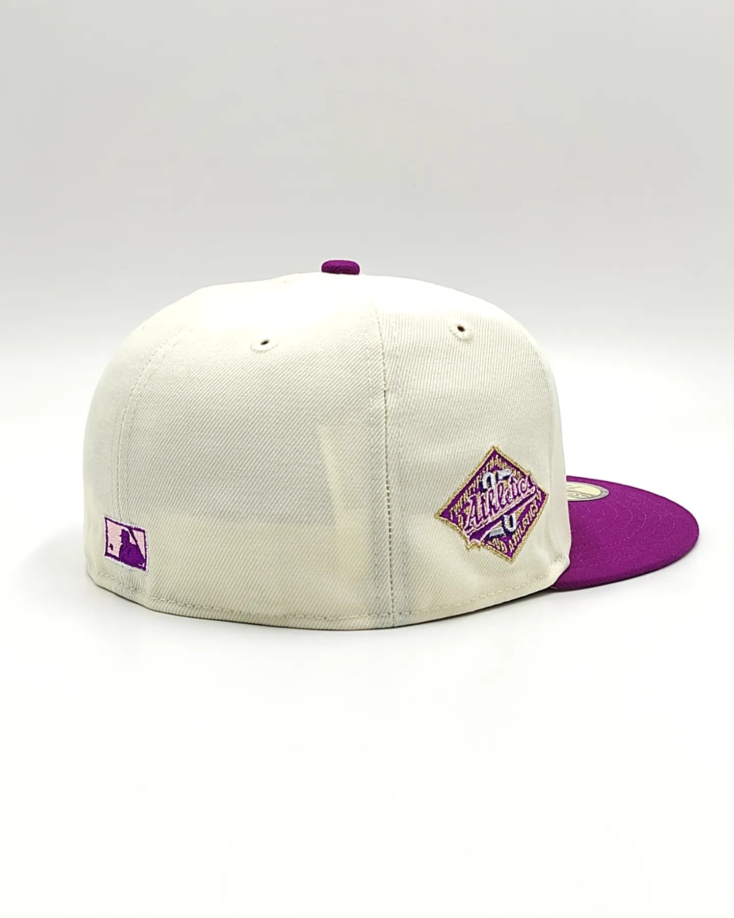 Gorra ajustada 59fifty de edición Prime con cúpula color crema por el 25.º aniversario de los Oakland Athletics de New Era