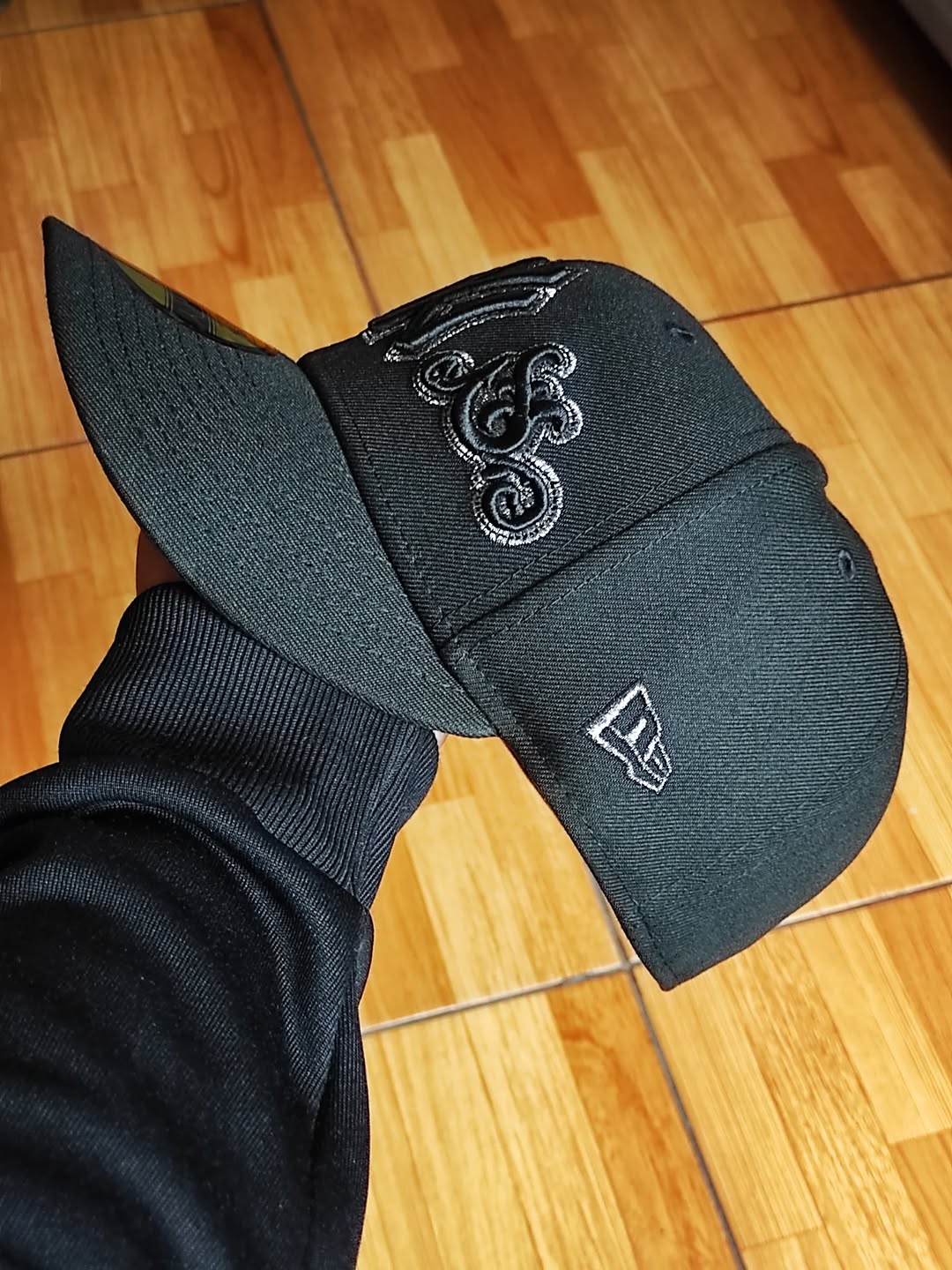 NEW ERA NEW YORK YANKEES WORLD SERIES 1999 NEGRA METÁLICA 59FIFTY