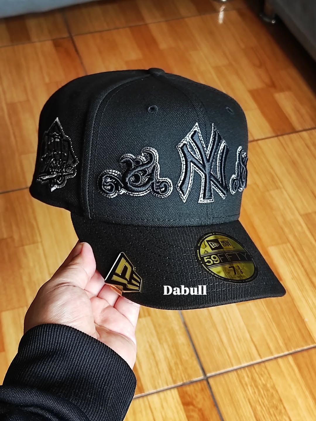 NEW ERA NEW YORK YANKEES WORLD SERIES 1999 NEGRA METÁLICA 59FIFTY