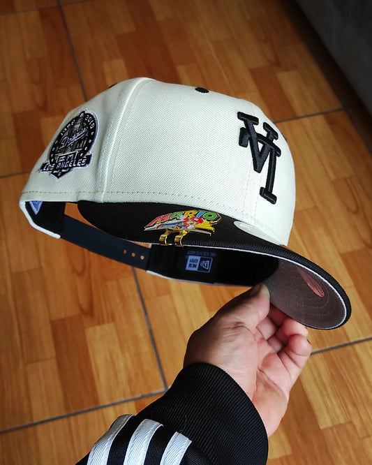 New Era Los Angeles Dodgers logotipo invertido 60 aniversario Chrome black 9 Fifty Snapback
