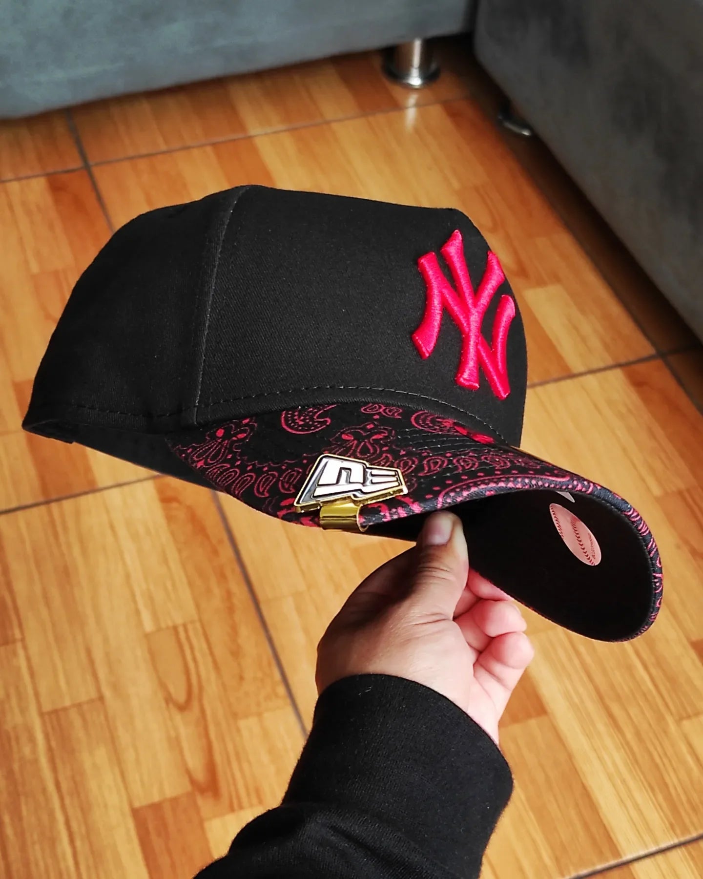 Gorra ajustable A-Frame 9FORTY negra con estampado cachemir de los New York Yankees