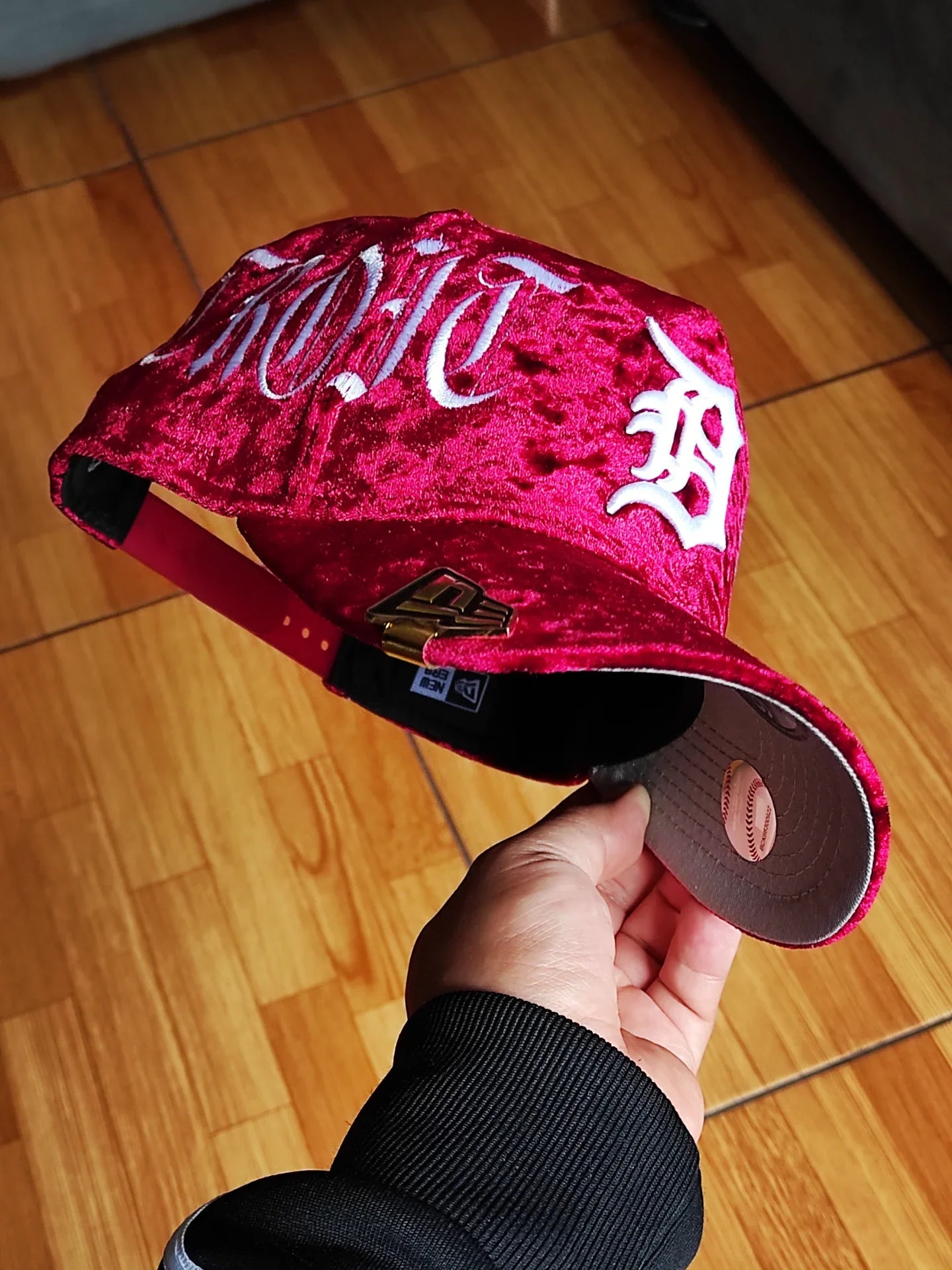 New Era Detroit Tigers ' Velvet' 9FORTY A-Frame Snapback
