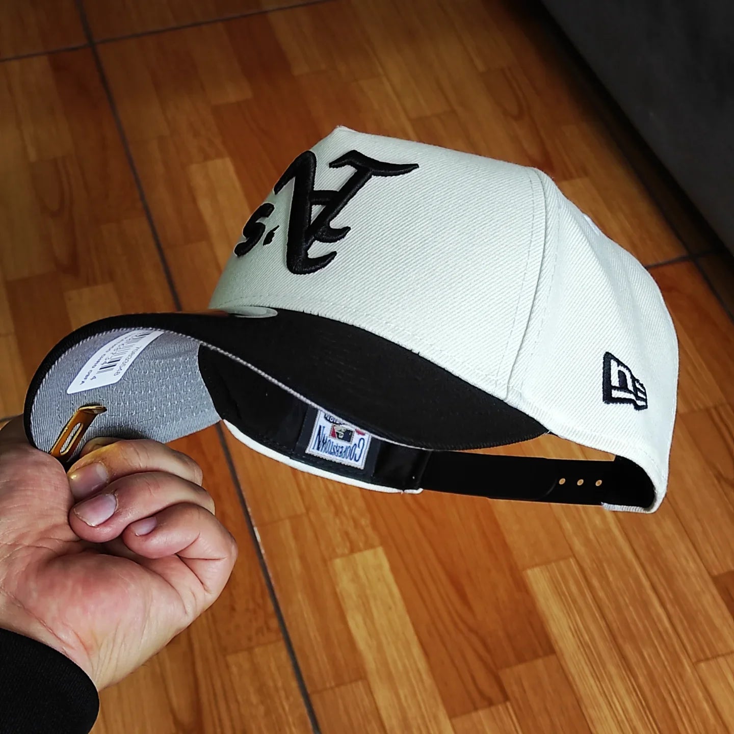 Gorra New Era Oakland Athletic Upside Down Chrome Black 2 Tone World Series 9Forty A-Frame Snapback