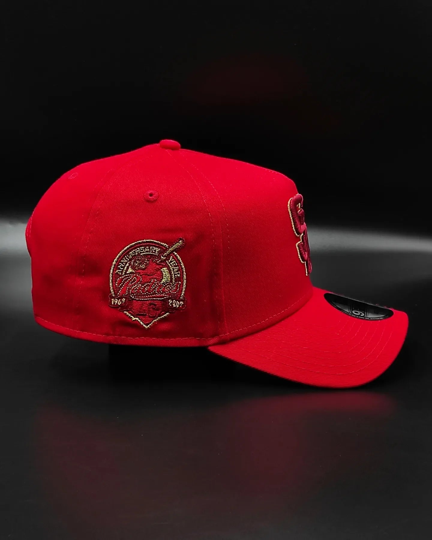 New Era San Diego Padres Año del Dragón 9 FORTY AFRAME color rojo🐉🈵