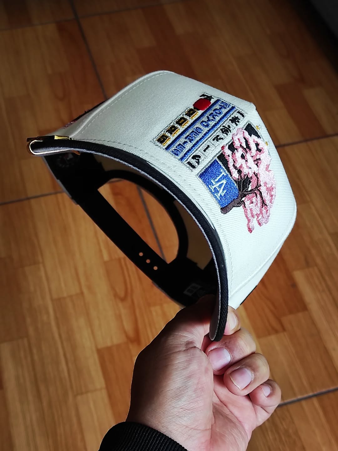Gorra snapback 9Forty A-Frame New Era Los Angeles Dodgers Tokyo Series 2025 Chrome Two Tone Edition