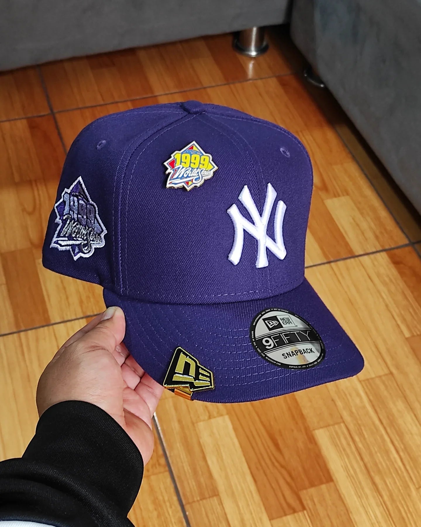 Gorra snapback 9FIFTY morada de los New York Yankees de la Serie Mundial de 1999 de New Era