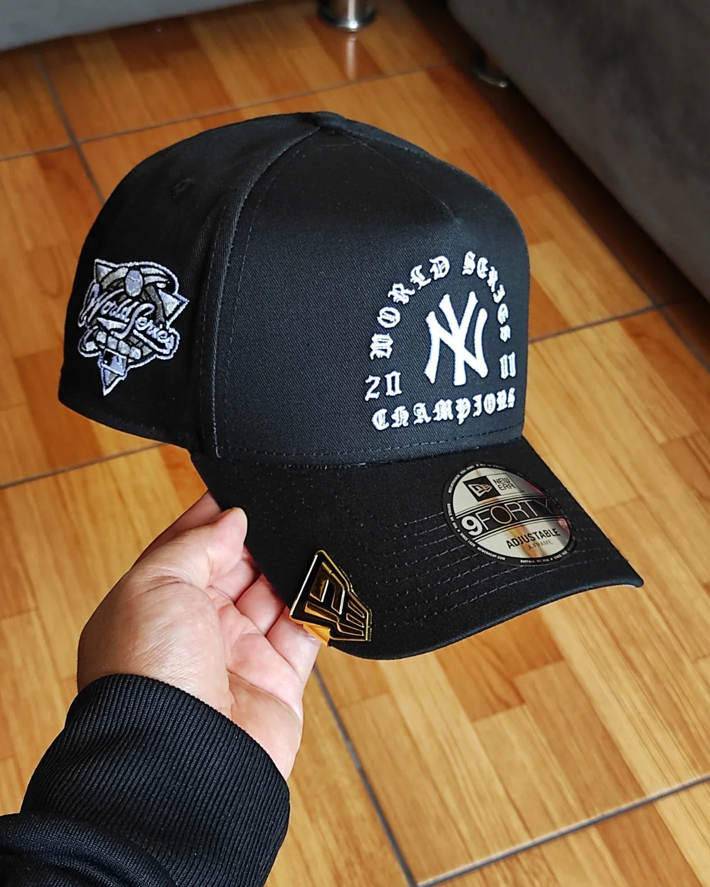 Gorra snapback New Era New York Gótica negra 9Forty A Frame