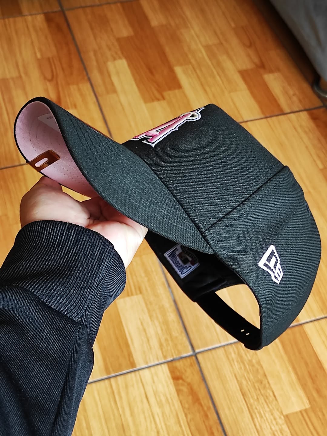 Gorra New Era Anaheim Angels 50 Aniversario Edición Rosa 9Forty A Frame Snapback