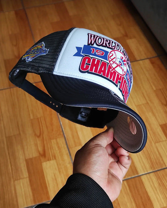 Gorra trucker 47 Brand New York Yankees World Series azul marino con espuma y cierre a presión