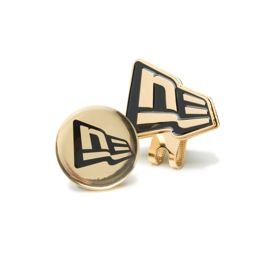 Pin metálico dorado New Era Flag
