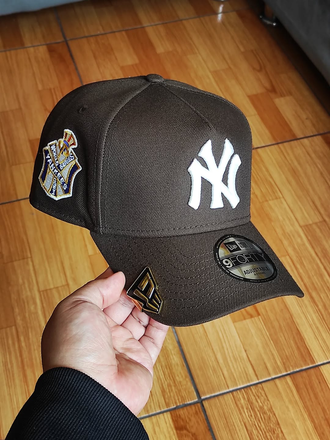 Gorra New Era New York Yankees Edición Nuez Serie Mundial 1951 9Forty A Frame Snapback