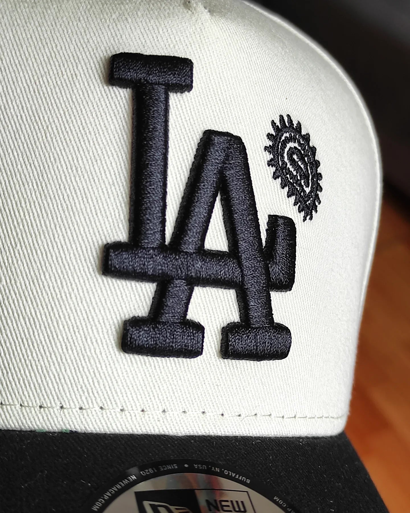 Gorra snapback New Era Los Angeles Dodgers paisley bicolor 9forty a-frame