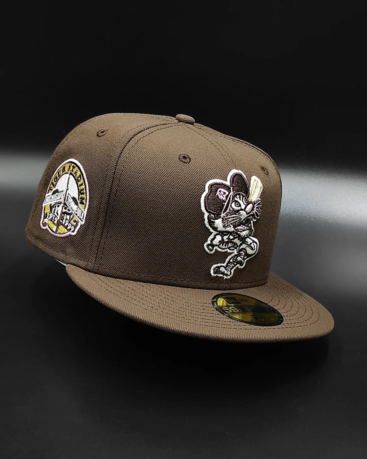 New Era Detroit Tigers PARCHE ESTADIO edición café rosa 59fifty