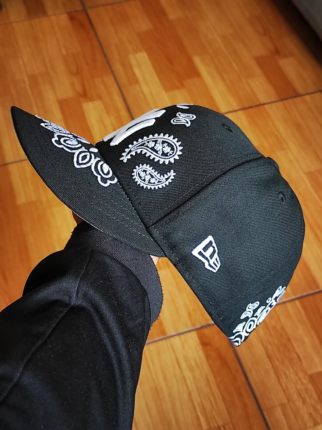 New era New York Yankees paisley negra 59FIFTY