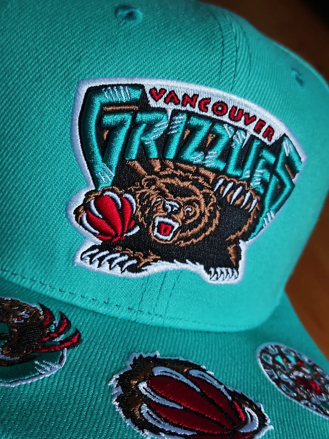 Gorra snapback Vancouver Grizzlies Mitchell & Ness NBA FRONT LOADED