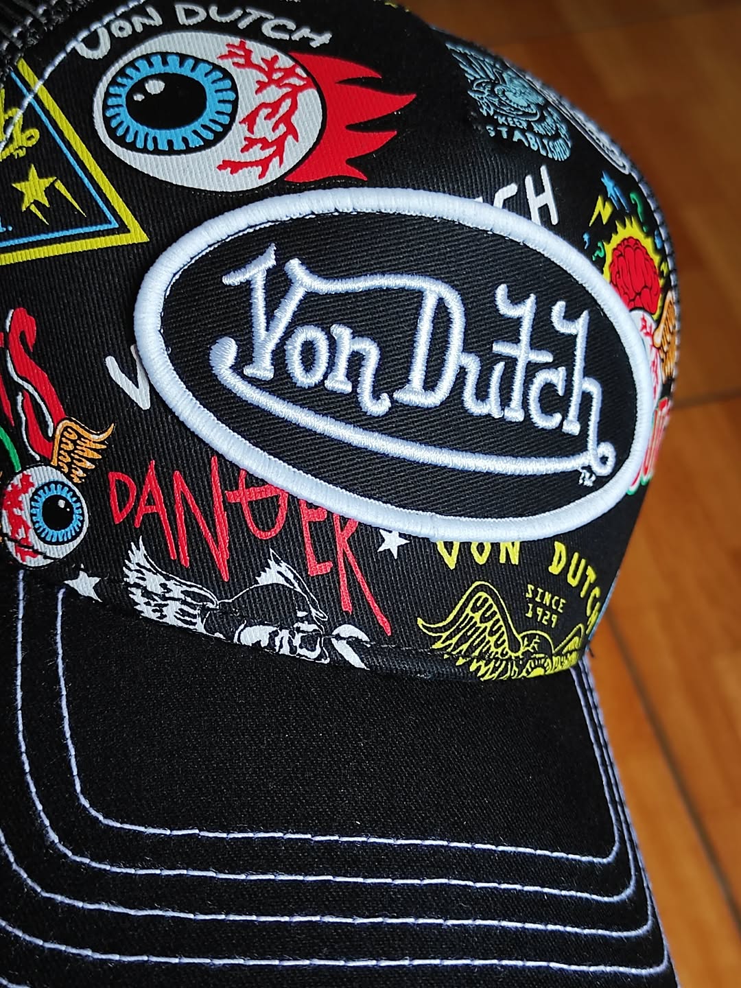 Gorra estilo camionero negra Dutch Jax
