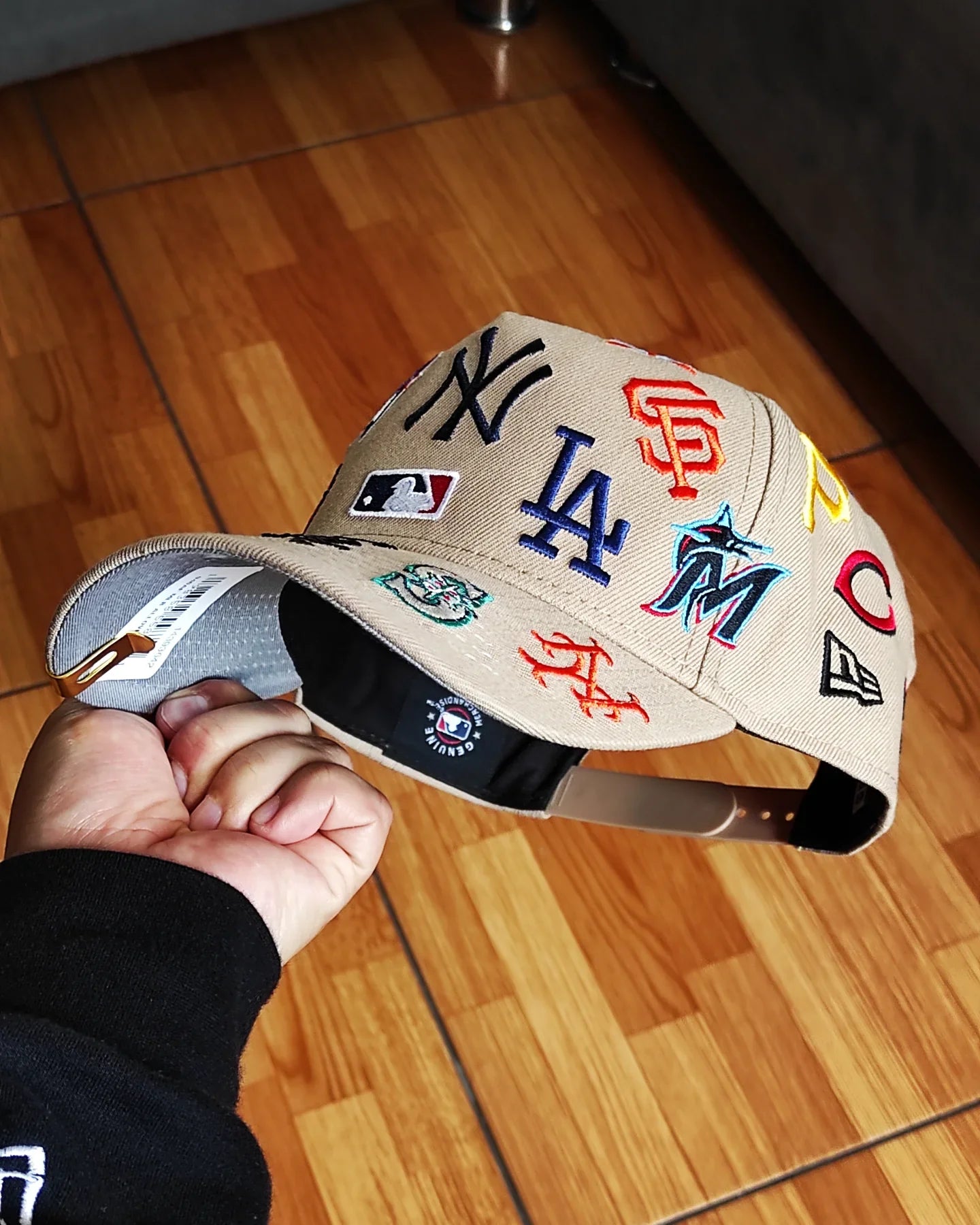Gorra New Era MLB 'All Over' 9FORTY A-Frame con broche ajustable