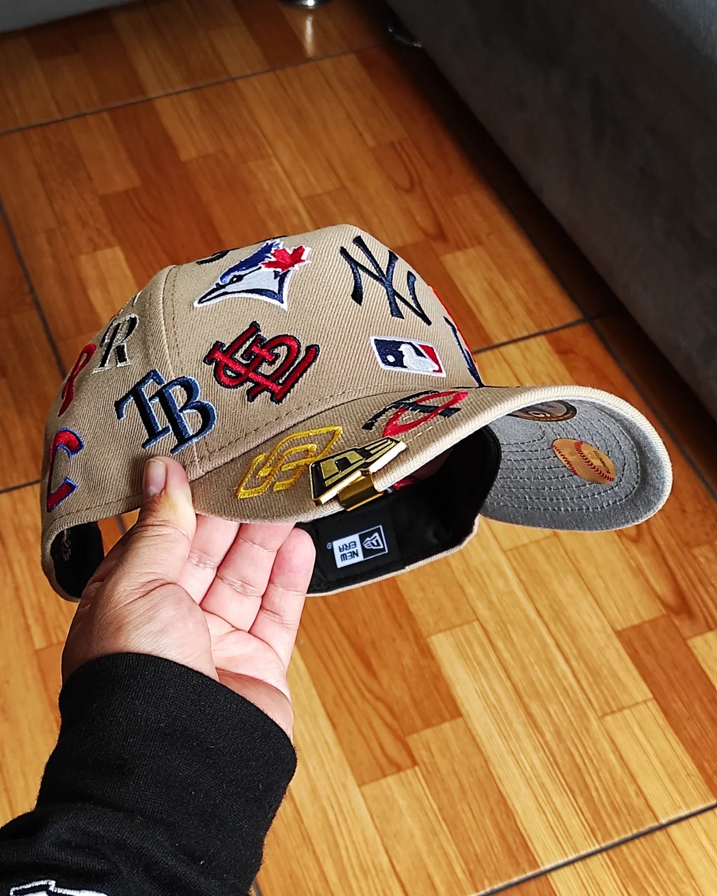 Gorra New Era MLB 'All Over' 9FORTY A-Frame con broche ajustable