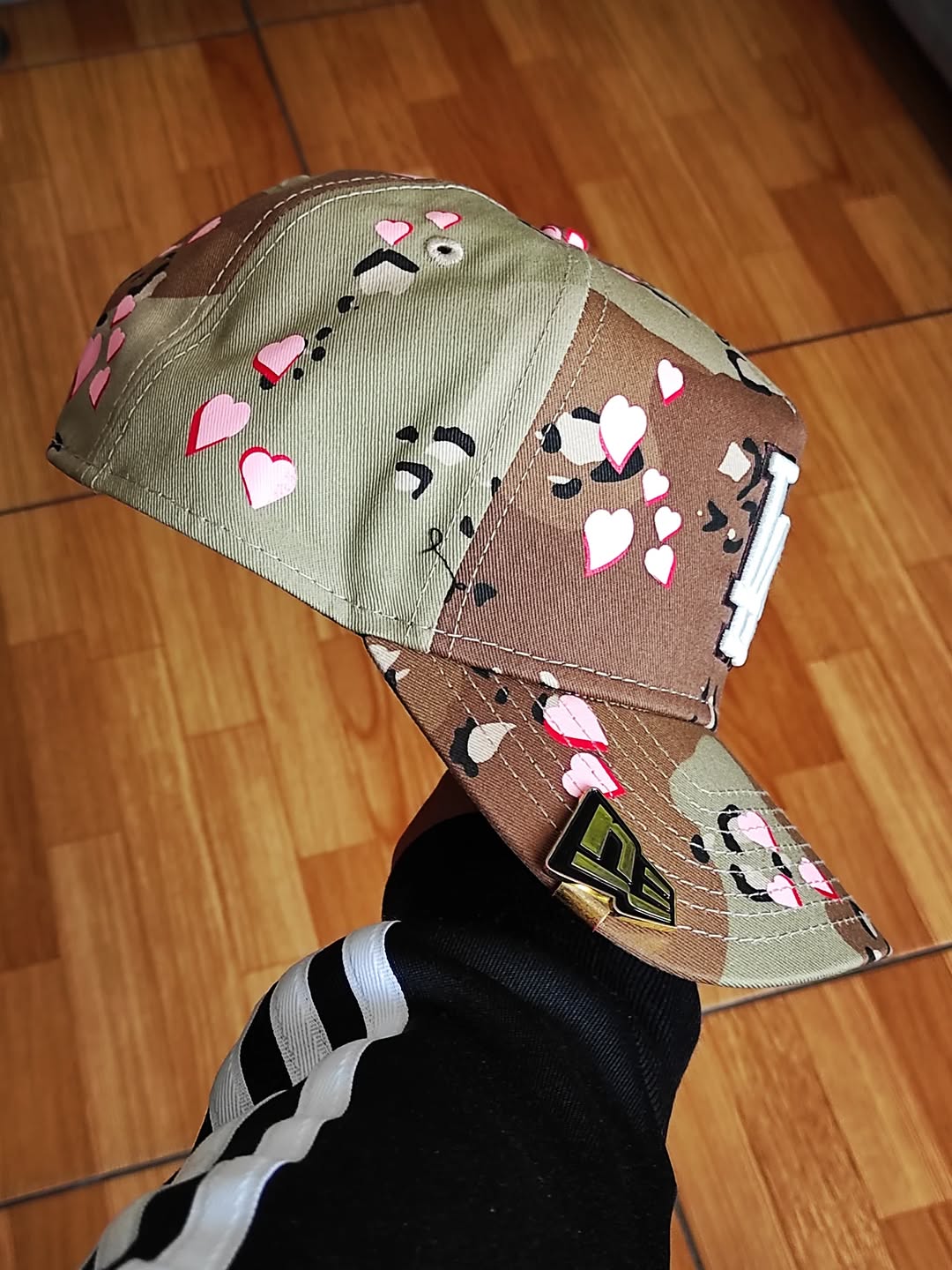 Gorra New Era Los Angeles Dodgers de camuflaje con corazón 9FORTY A-Frame Snapback