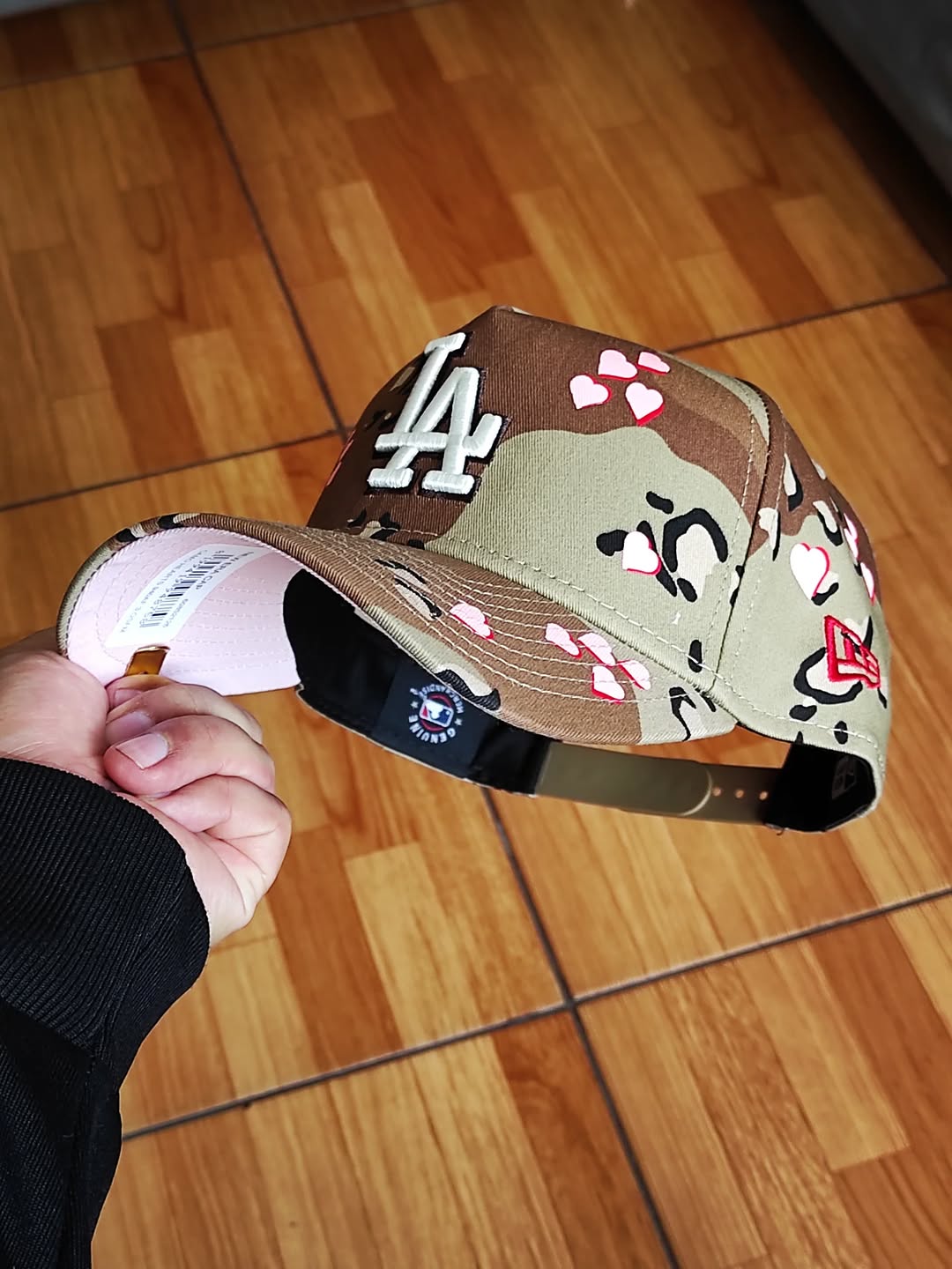 Gorra New Era Los Angeles Dodgers de camuflaje con corazón 9FORTY A-Frame Snapback