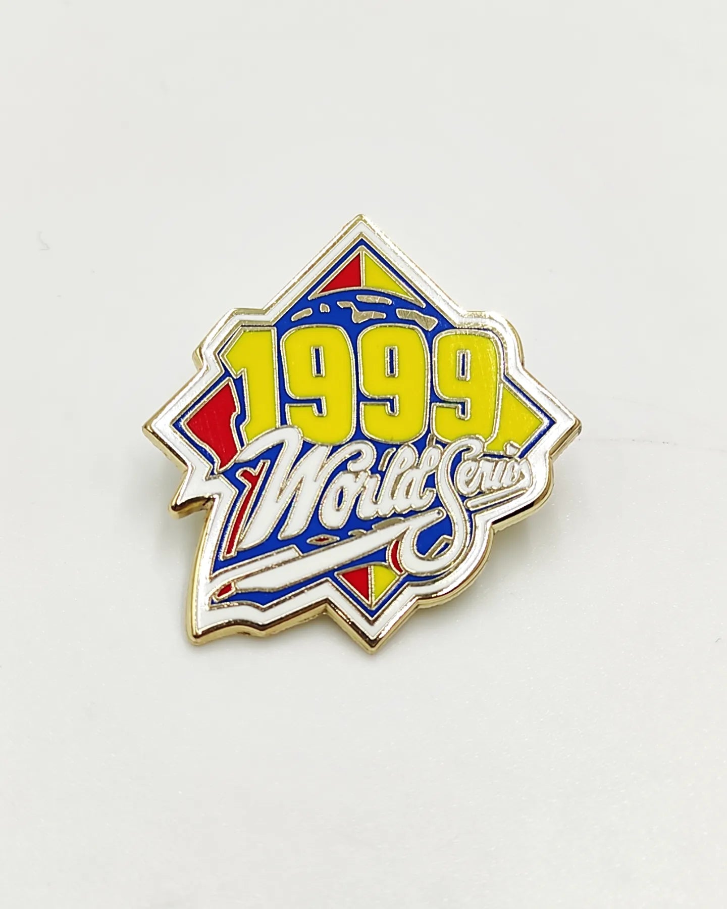 Pin metálico Serie Mundial 1999