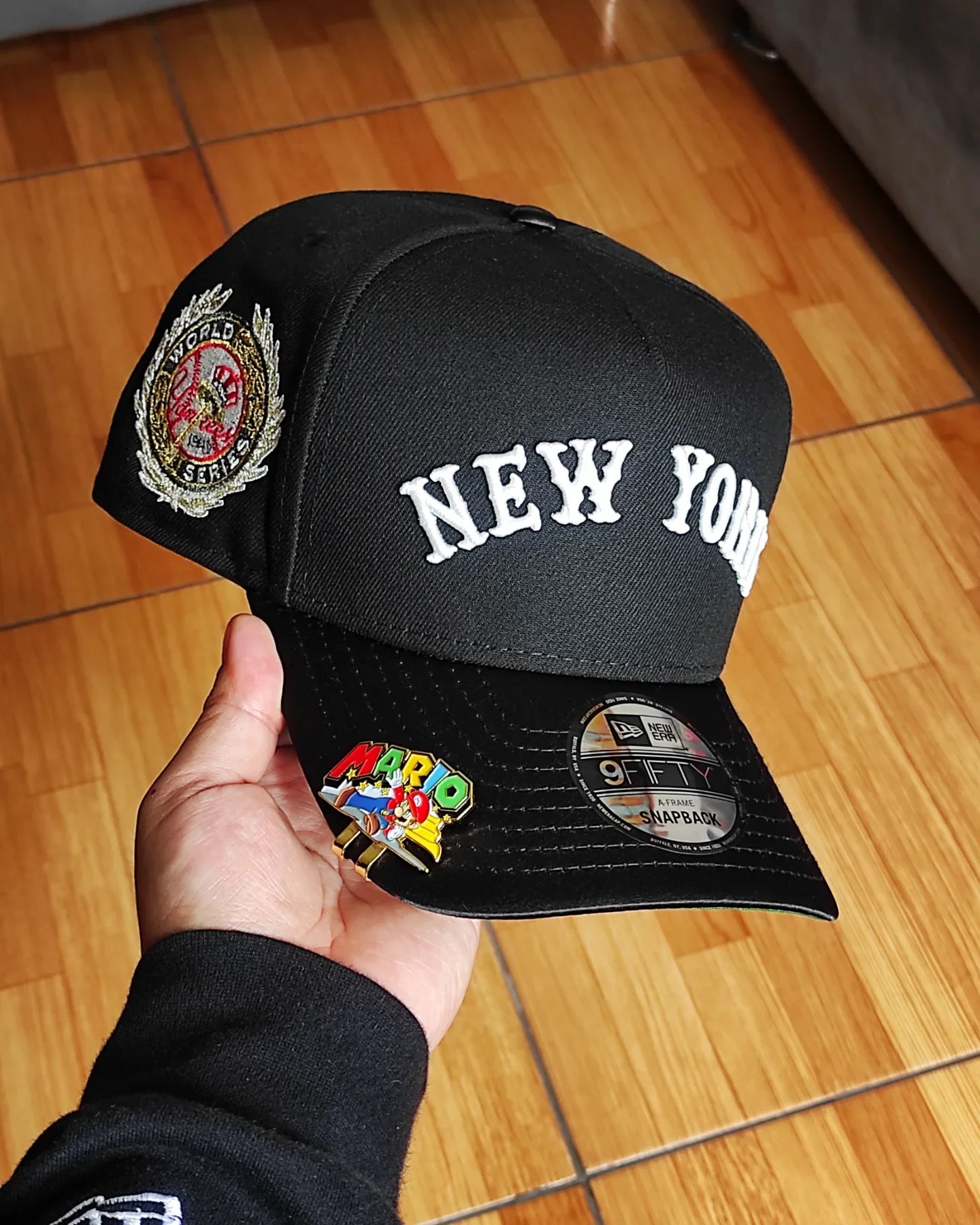 New Era New York Yankees Serie Mundial 1949 Visera Negra Satén Edición A Frame 9Fifty Snapback