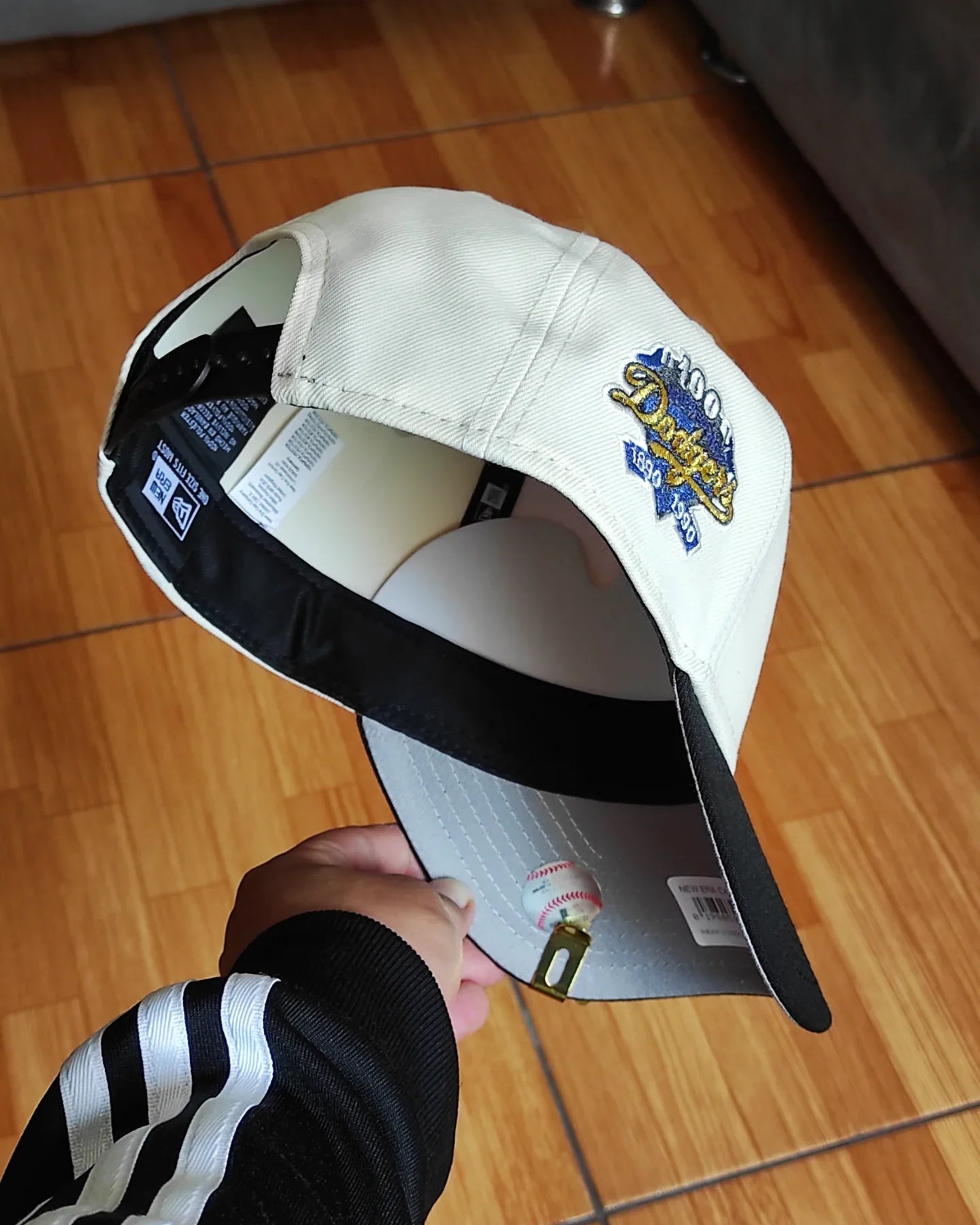New Era Los Angeles Dodgers 100 aniversario Cromado negro 9 Forty A-FRAME