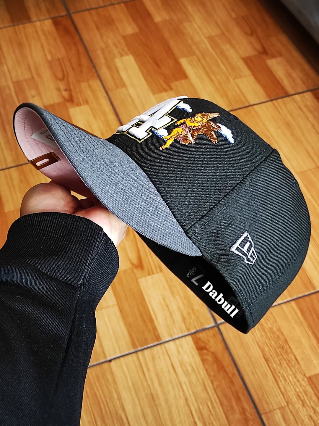 GORRA NEW ERA 59FIFTY LOS ANGELES DODGERS MLB NEGRA GRAFITO DOS TONOS UV ROSA