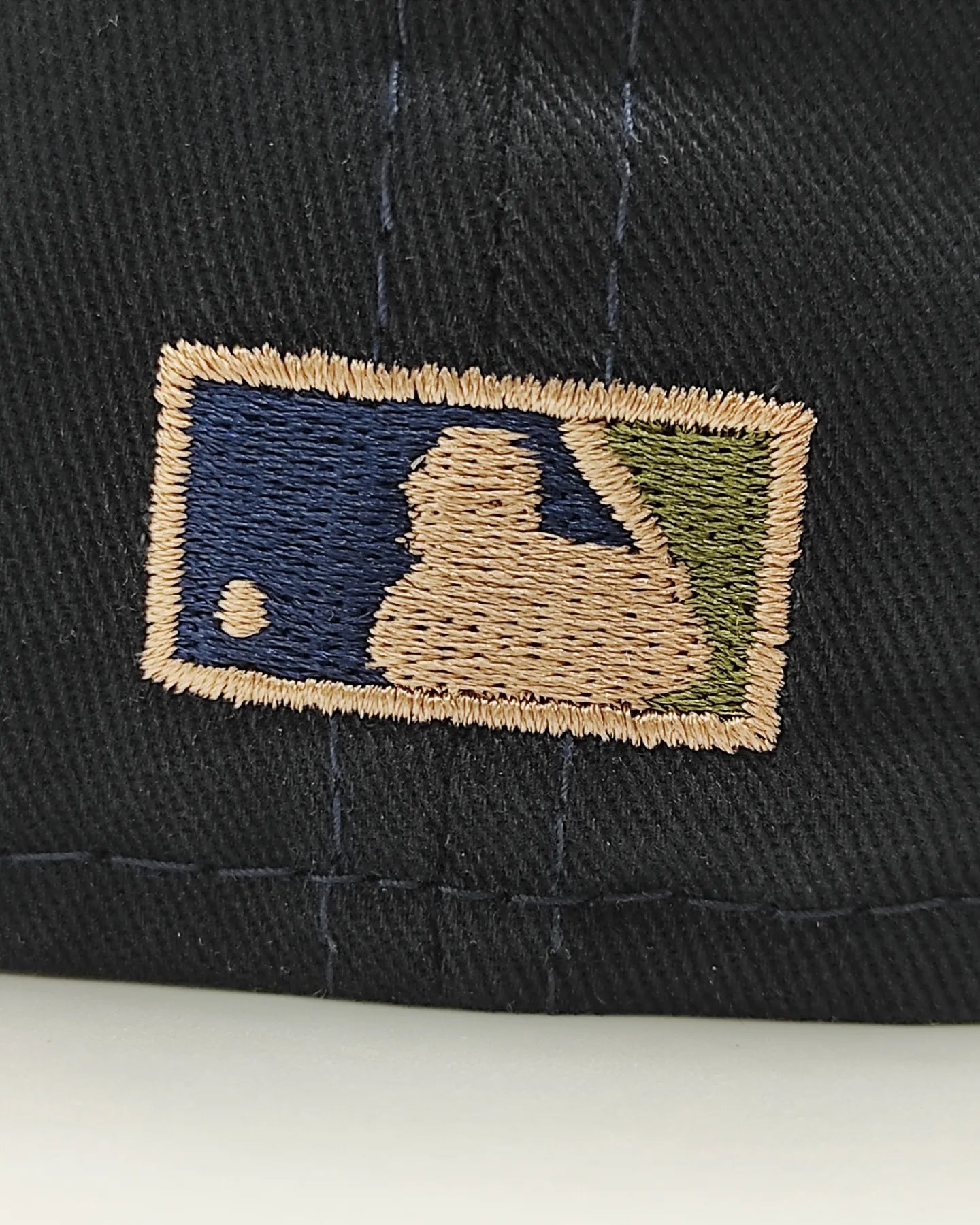 Gorra New Era 59fifty Minnesota Twins con parche de aniversario tonos otoñales - azul marino, oliva