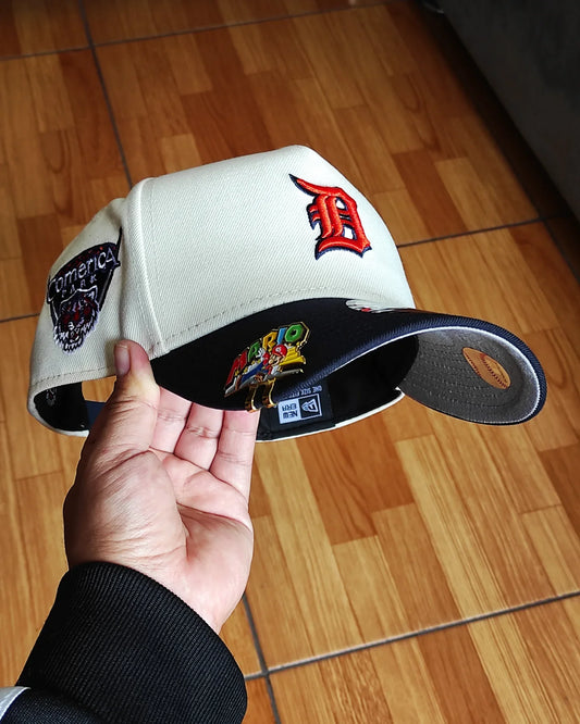 Gorra 9forty A-FRAME New Era Detroit Tigers Comerica Park bicolor Chrome Baby