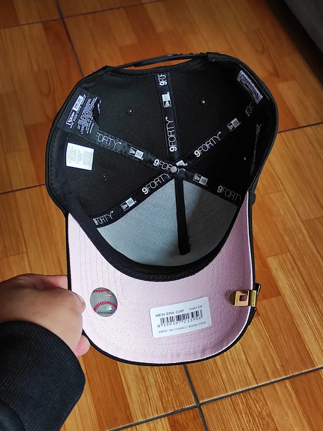 New Era New York Yankees world series sakura🌸  BLACK 9forty a frame