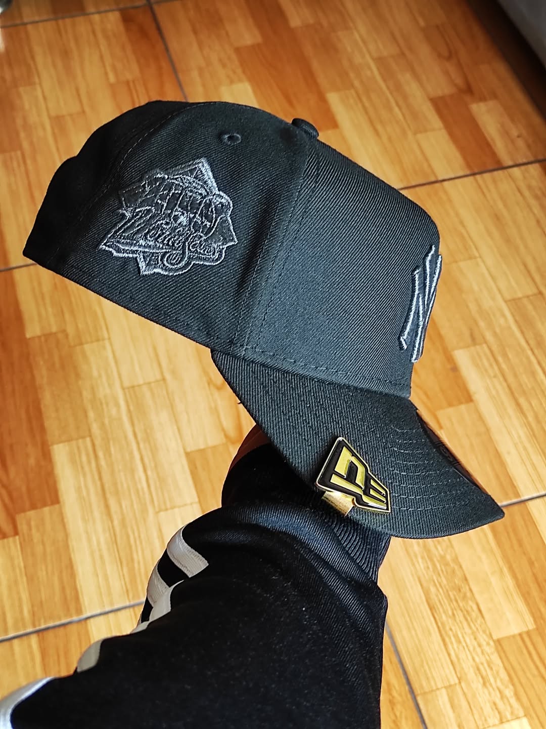 Gorra New Era New York Yankees World Series 1999 Liquid Titanium Edition 9Forty A Frame Snapback