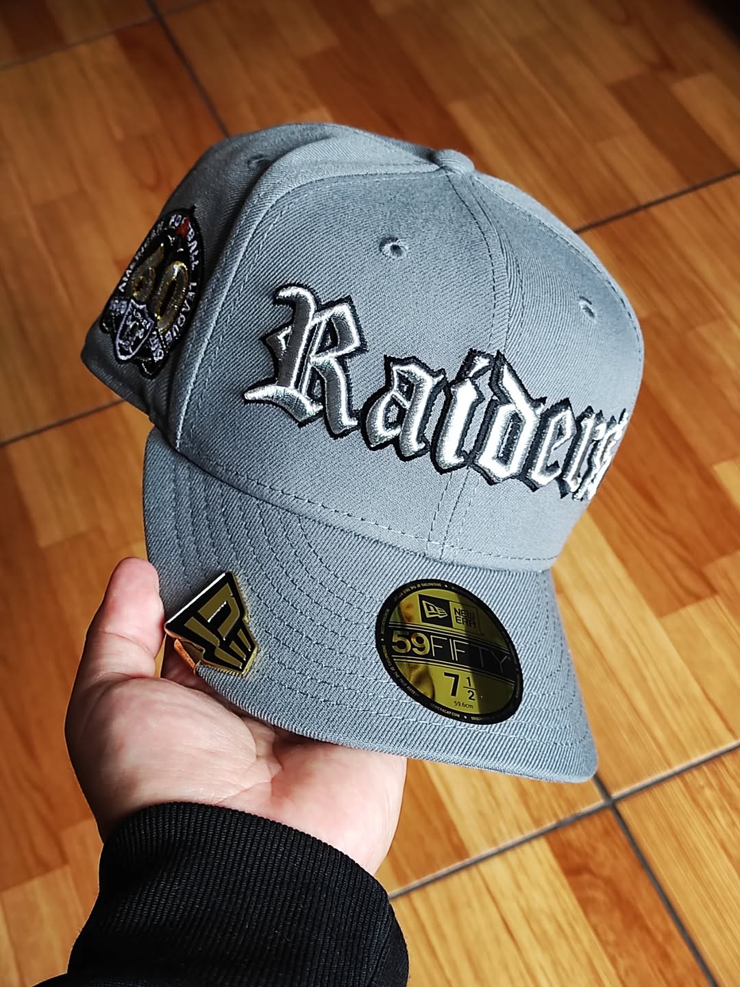 Gorra New Era Las Vegas Raiders 60 aniversario gris 59fifty